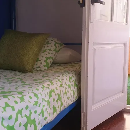 Casa Con Jardin A 30 Metros De La Playa. Vc. パラモス