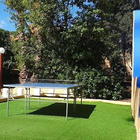 Holiday home Casa Con Jardin A 30 Metros De La Playa. Vc. *