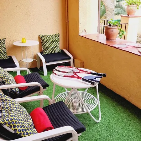 Casa Con Jardin A 30 Metros De La Playa. Vc. * Palamos