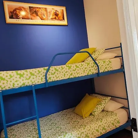 Casa Con Jardin A 30 Metros De La Playa. Vc. * パラモス