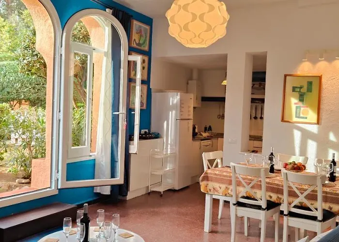 Σπίτι διακοπών Casa Con Jardin A 30 Metros De La Playa. Vc. *